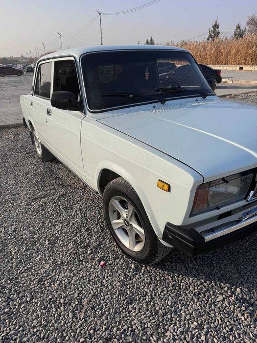 Продаётся Жигули 07 2006 года выпуска.