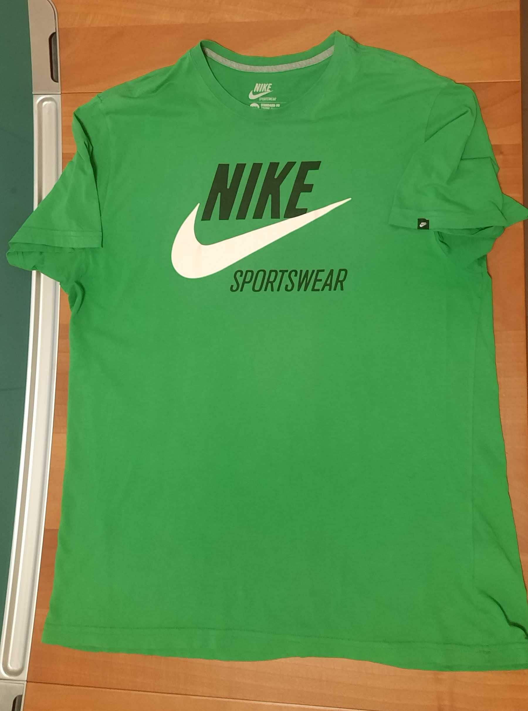 Nike Standard Fit Coupe-Много Запазена