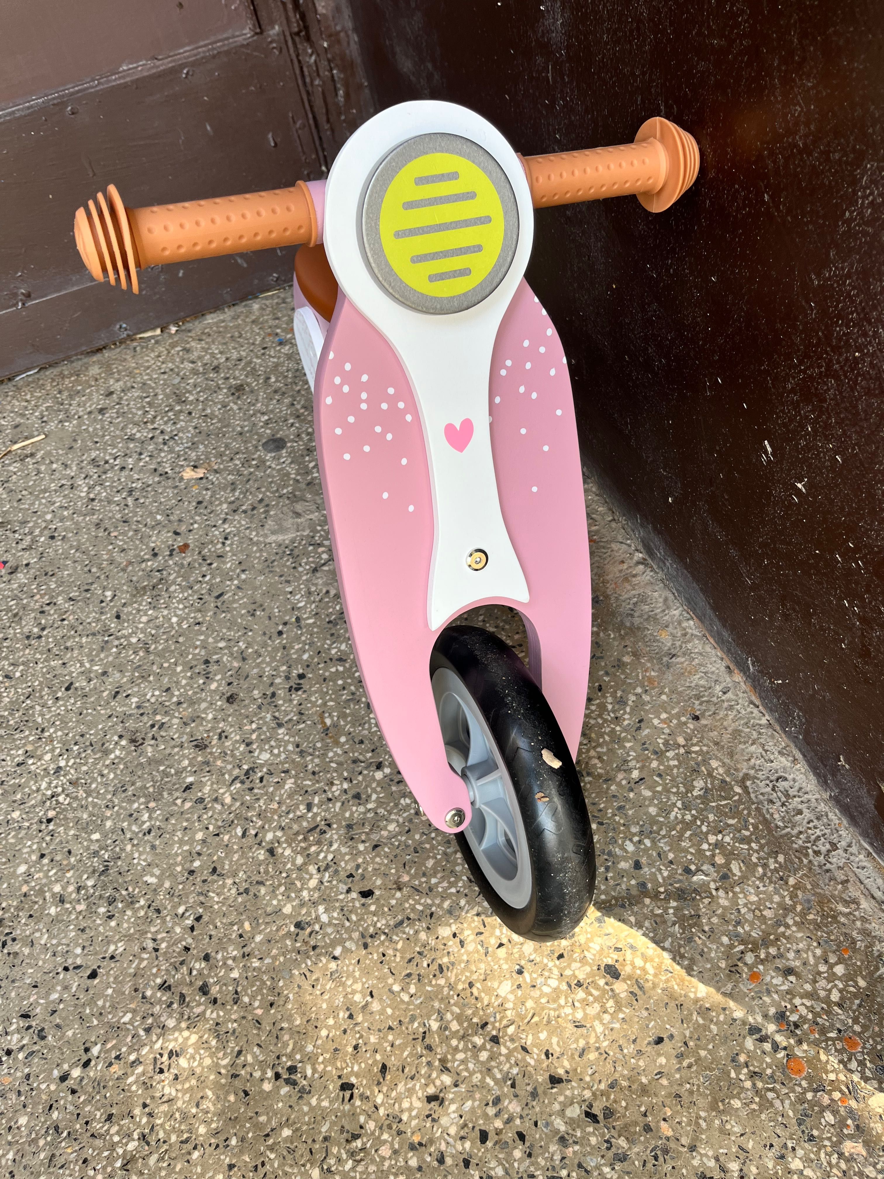 Бебешко дървено балансно колело