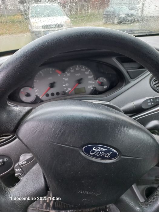 Vând ford focus mk 1