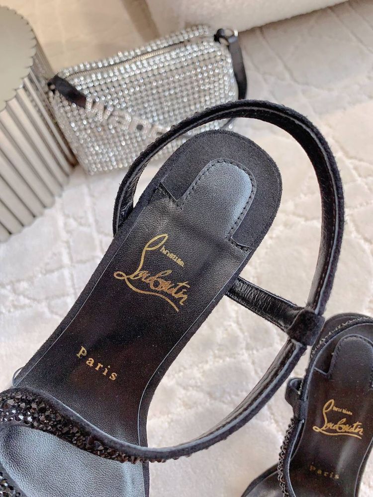 Pantofi Louboutin