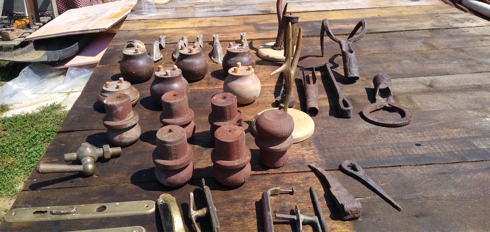 Componente ferestre vechi din alama