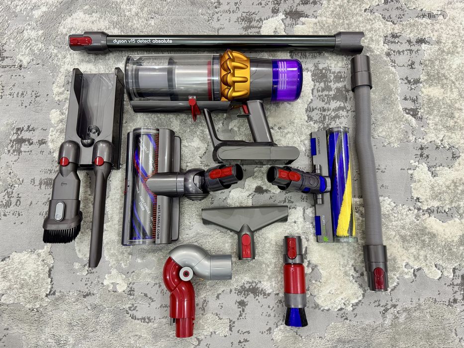 Aspirator vertical Dyson V15 absolut detect