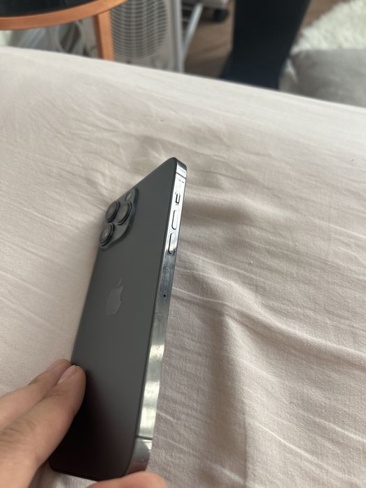 Продам iphone 13 pro max