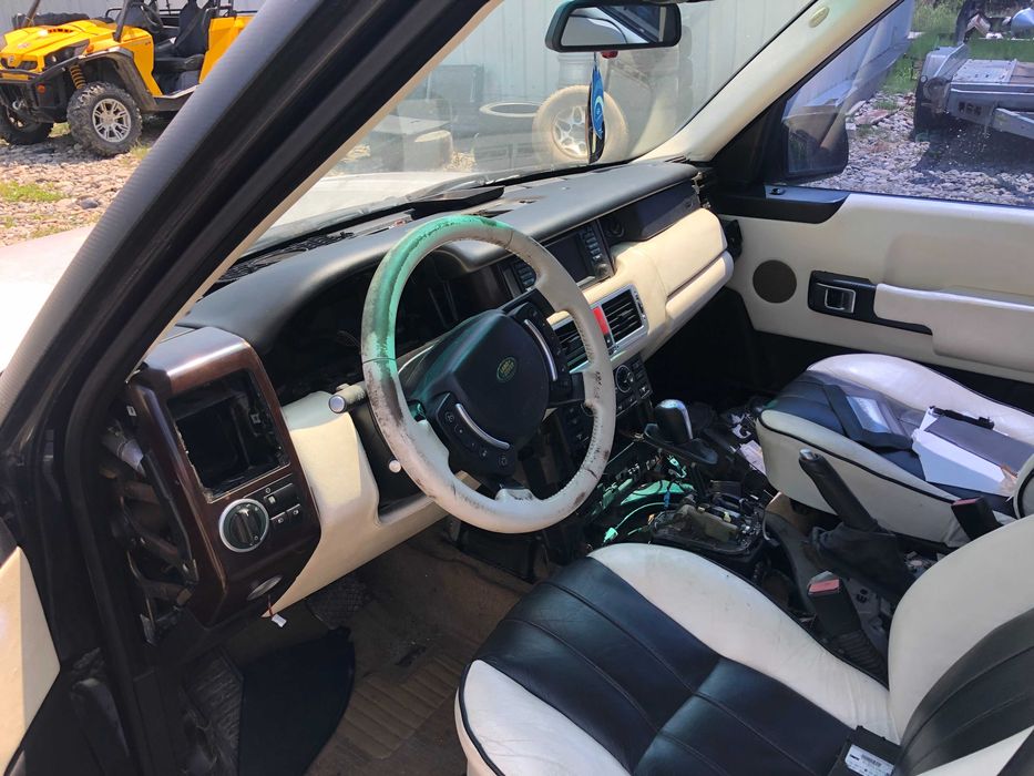 Dezmembrari Dezmembrari Piese piesa Dez range rover vogue 2003 3.0 d
