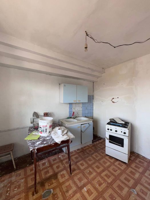 Продажа 2 комнатная Лисунова 4