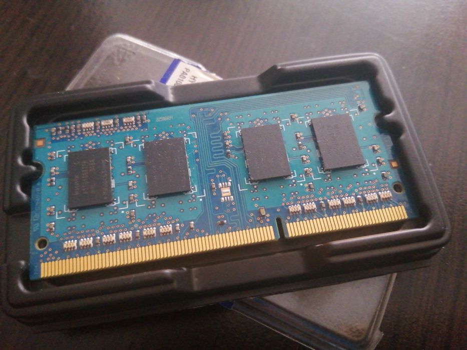 Placuta RAM laptop de 1GB
