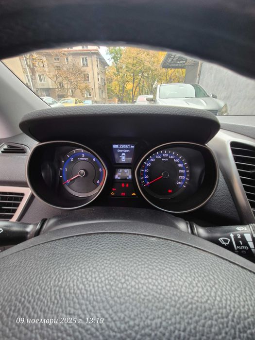 Hyundai i30 cw ,1,6 110кс