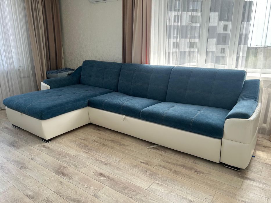 Продам диван в гостиную