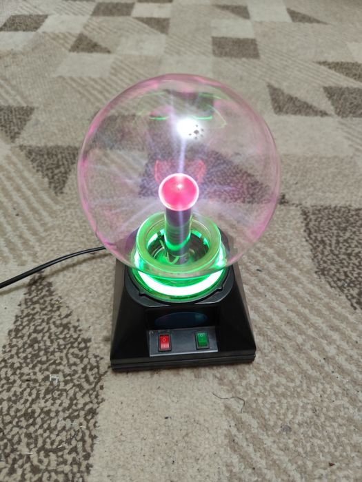 Vând glob cu plasma