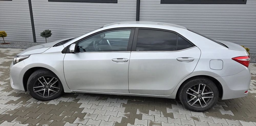Toyota Corolla Toyota Corolla | 1.6 | 132 CP | Manual | Benzina | 2014
