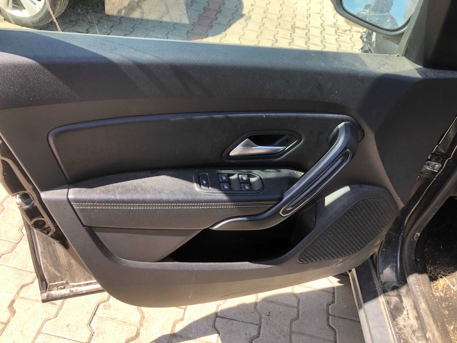Dezmembrari Piese Dacia Duster 2 1.2 TCE 4x4 2018 Manual 6+1 H5F