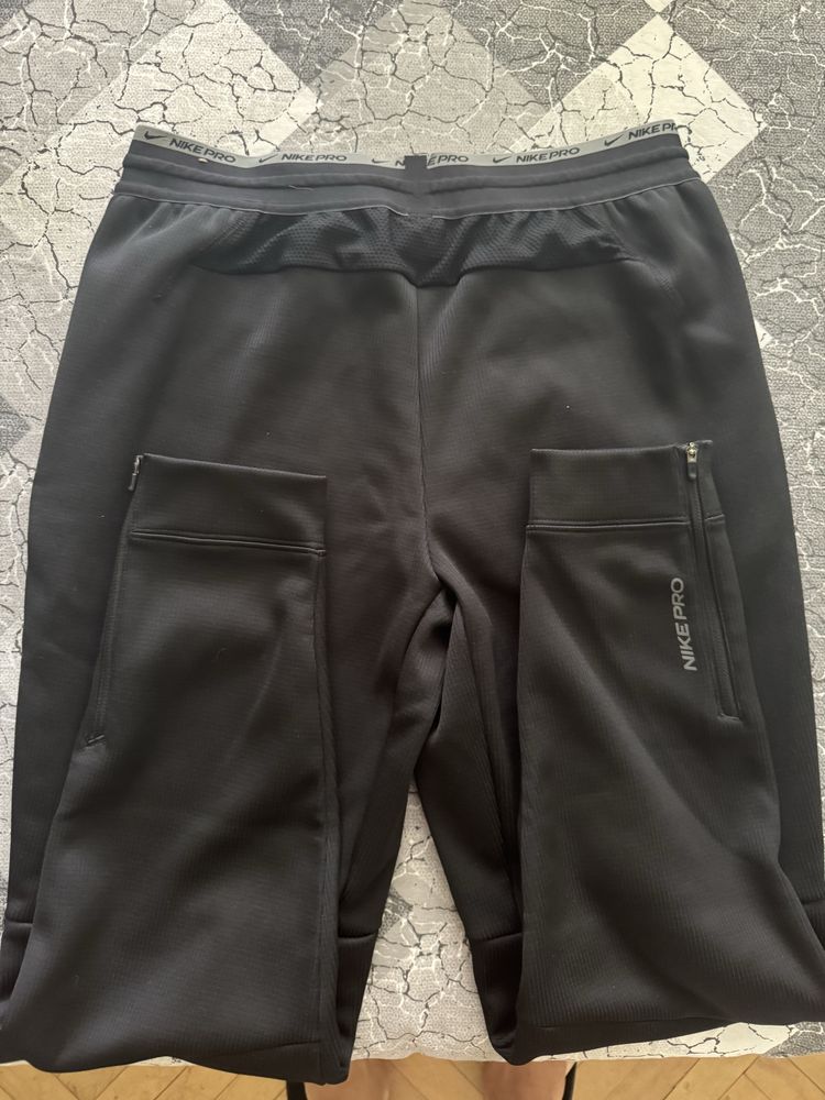 Nike Pro дълги панталони