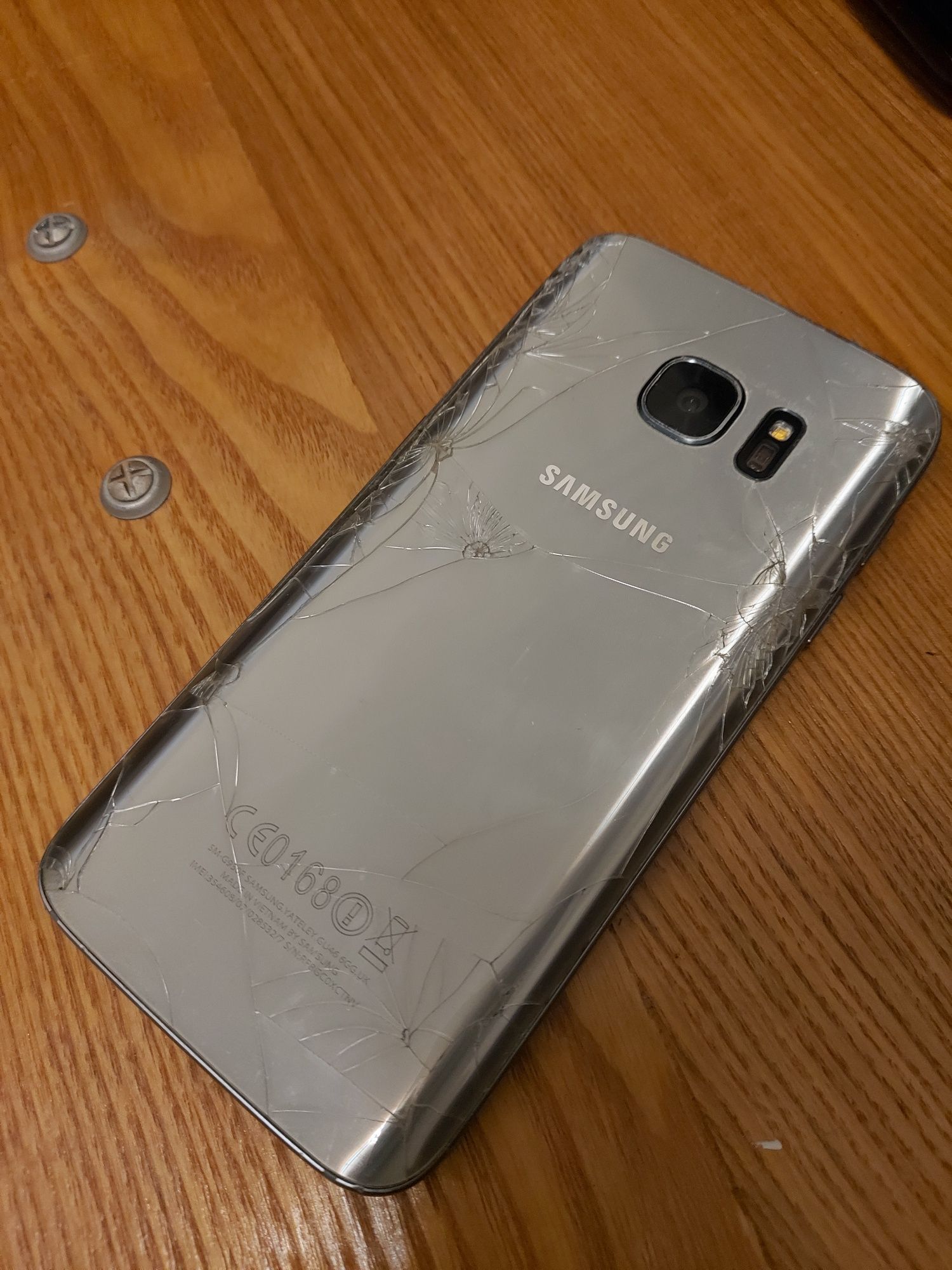 Samsung galaxy S7 продам по запчастям