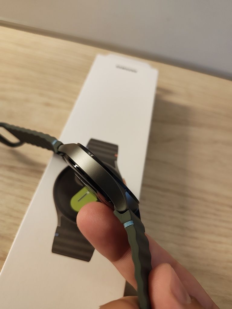 Samsung Galaxy Watch 7 44 mm - Перфектен!