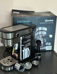 Expresor cu Brat Cecotec Cafelizzia 790