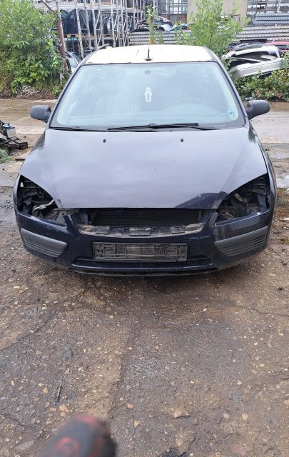 Consola centrala Ford Focus a 2-a generatie