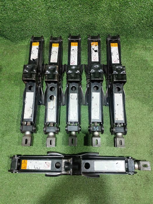 Продам Оригинальный домкрат на Ford Ranger с 2011 до 2019 г