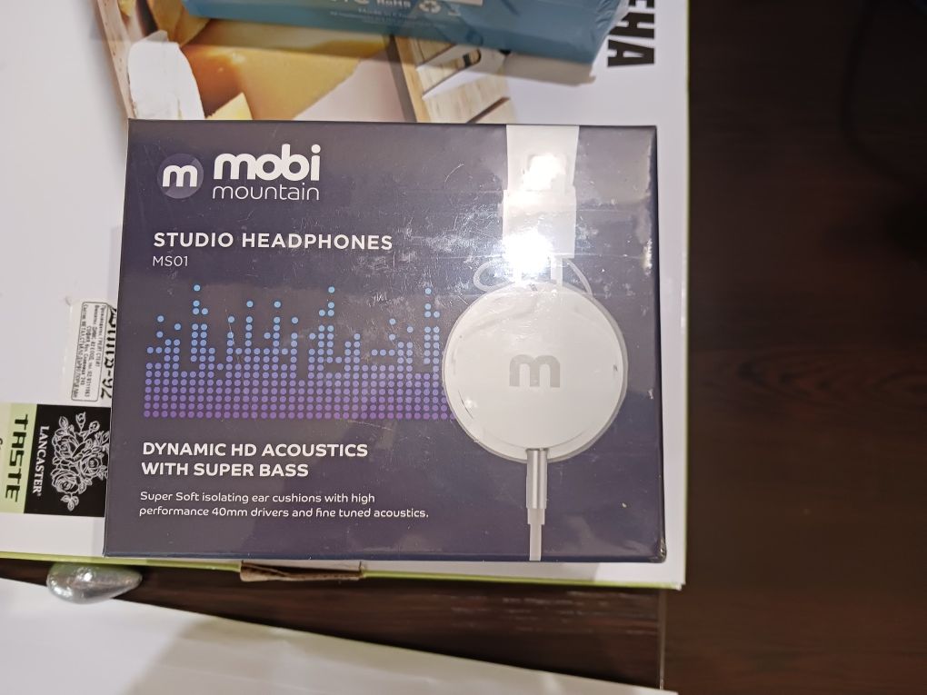 Слушалки 3.5 жак over ear ЧИСТО НОВИ