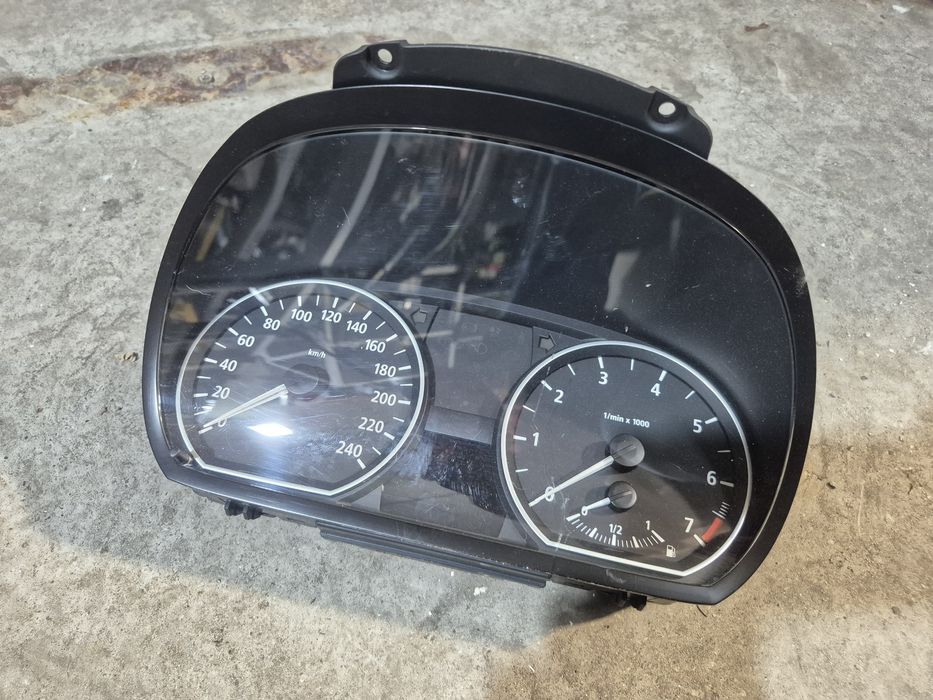 Километраж Бмв 1 серия Е87 Bmw 1 series E87