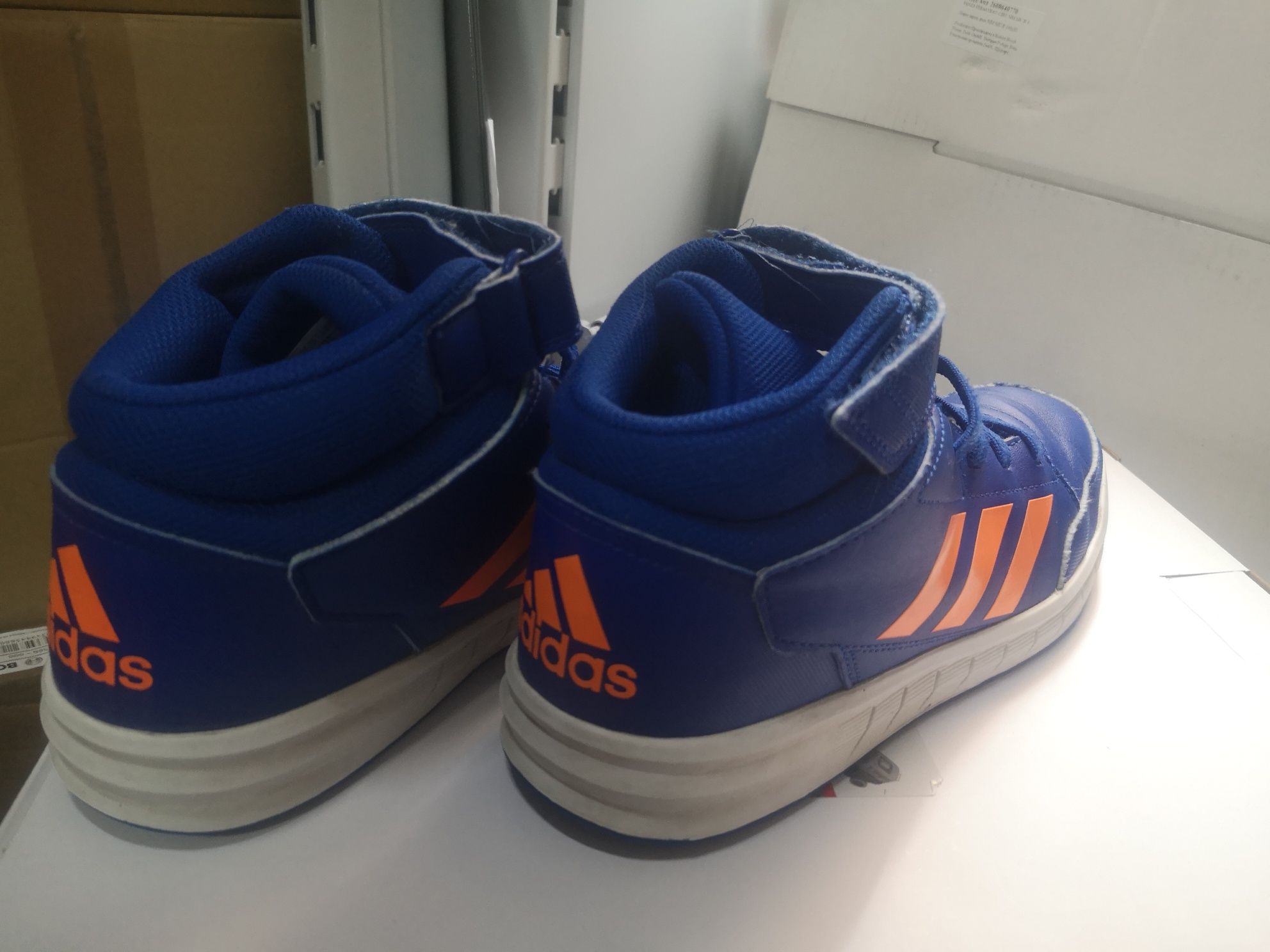 Кецове ADIDAS почти нови