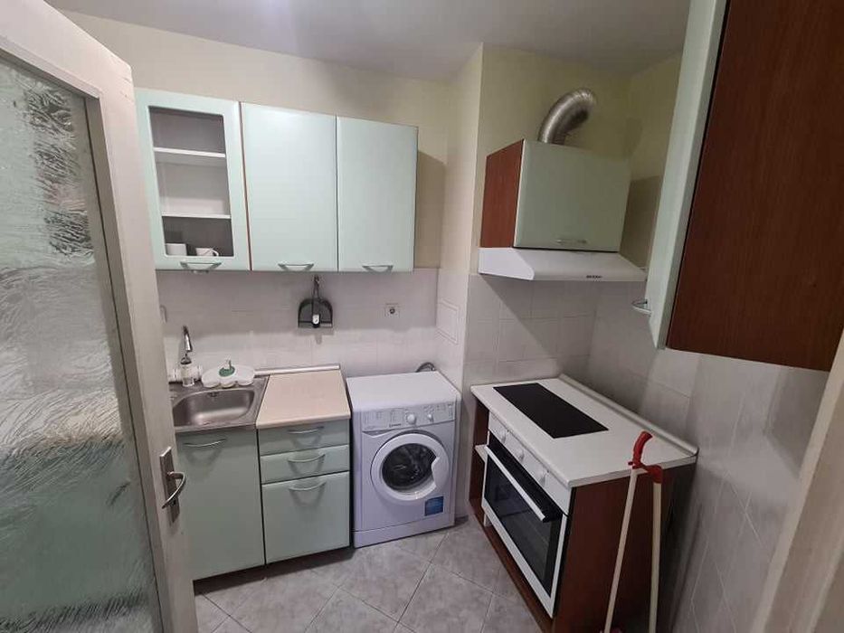 Дава се под наем Тристаен апартамент в Бургас, Възраждане - 80 кв.м за 408 € - Снимка #7