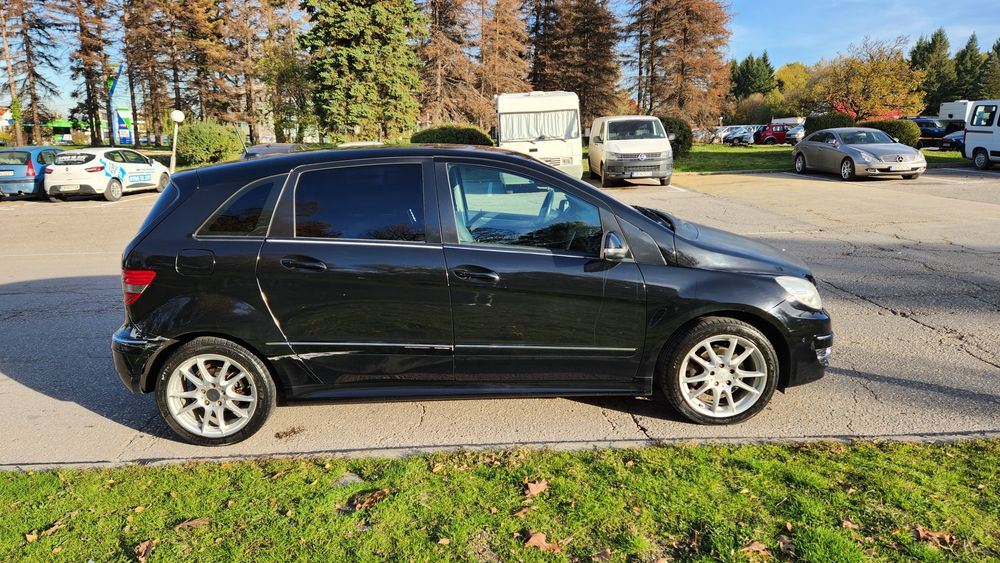 Mercedes-Benz B200 TURBO
