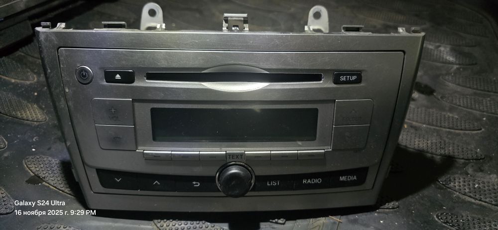 Продам магнетолу