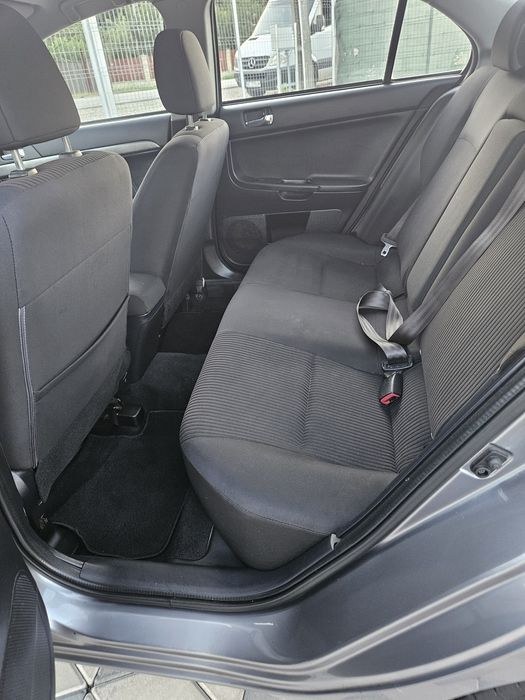 Mitsubishi Lancer  1.6 benzina euro 6 !