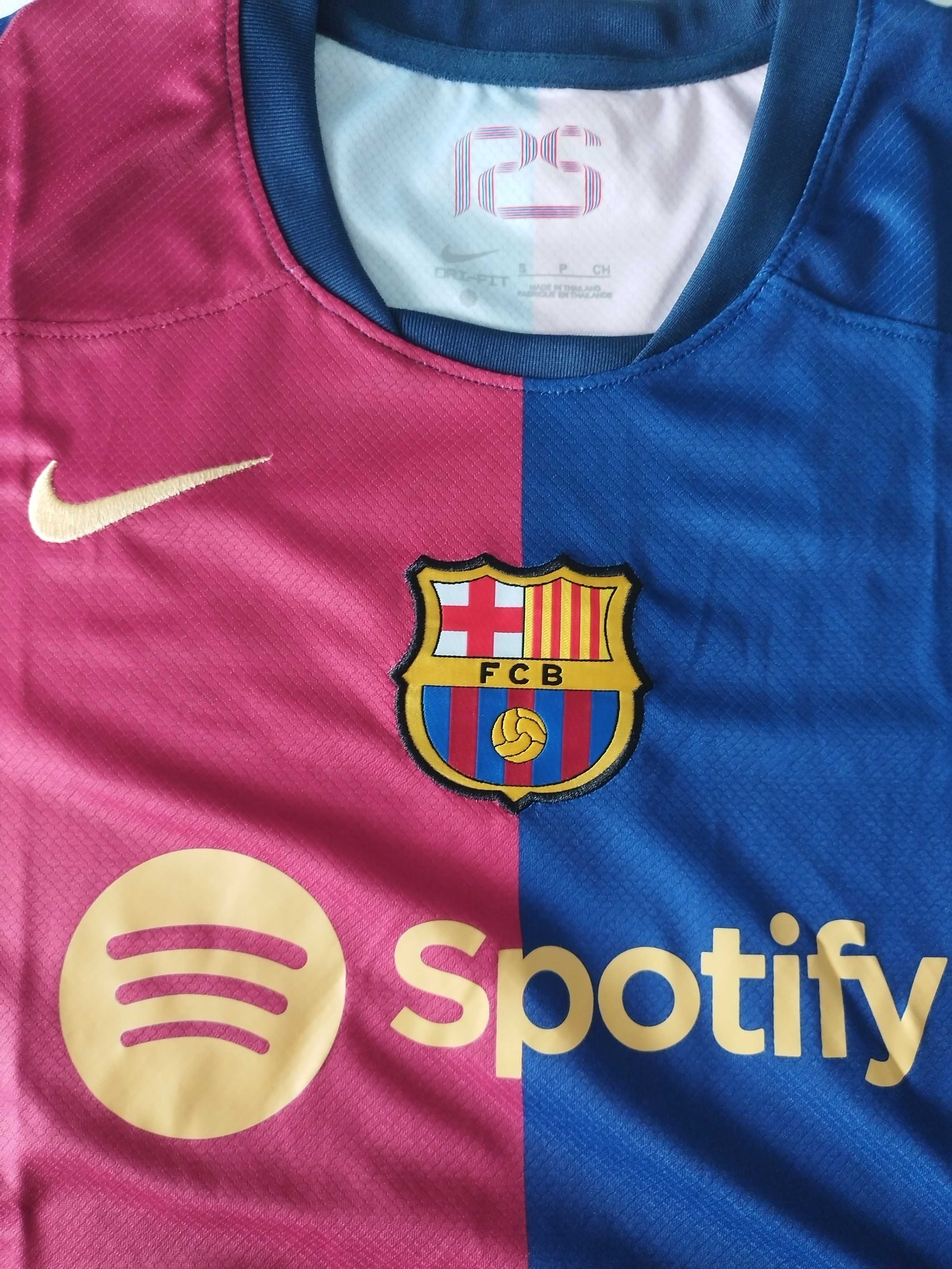 Barcelona екип 24/25