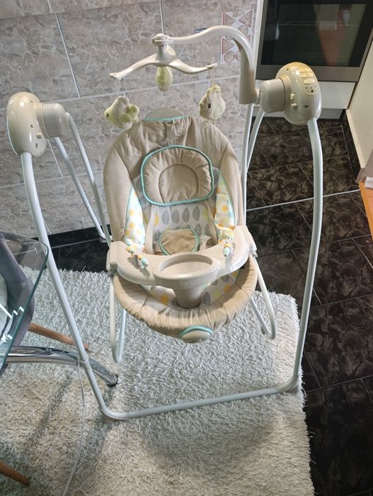Люлка за бебе Lorelli  Tango electric swing.