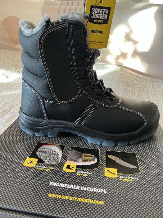 Ботинки зимние 42 размер