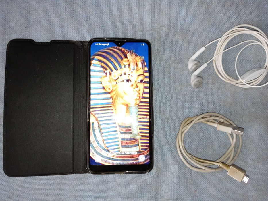 Samsung A 10 sau Nokia nuba orange