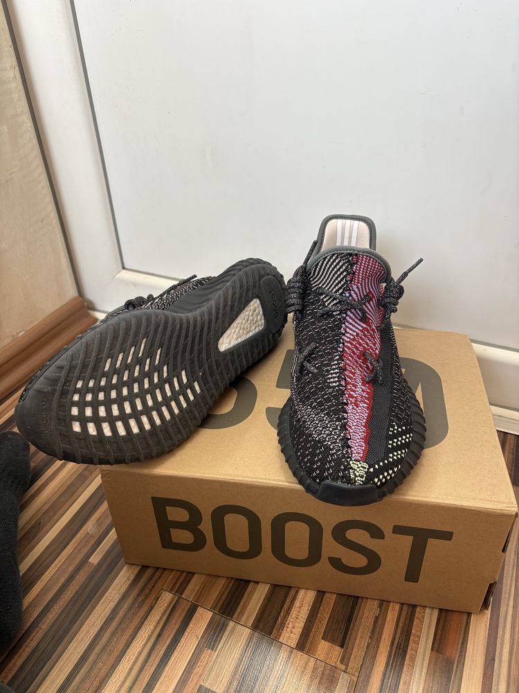 Yezzy 350 V2 номер:45