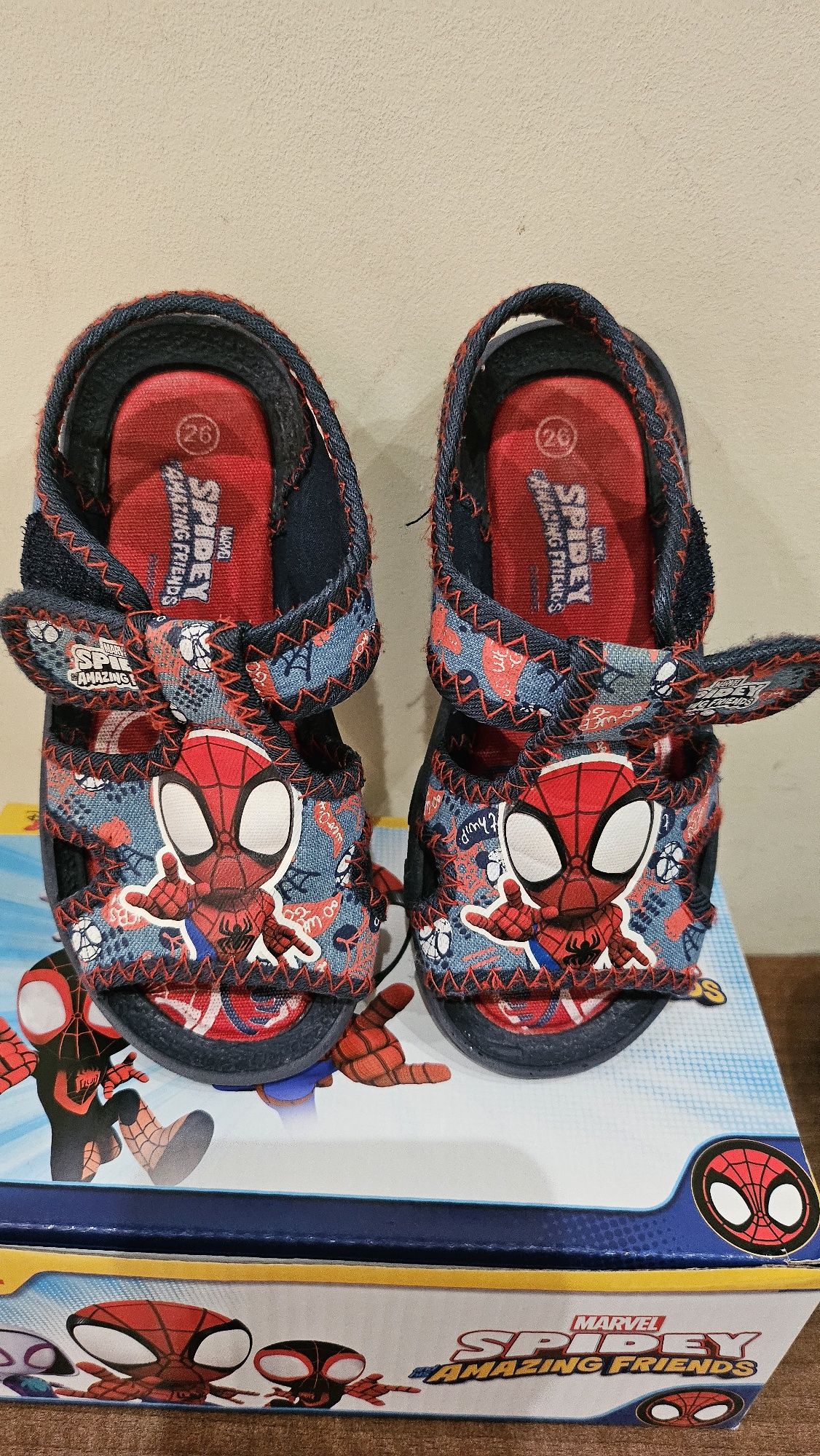 Детски сандали Spiderman и H&M