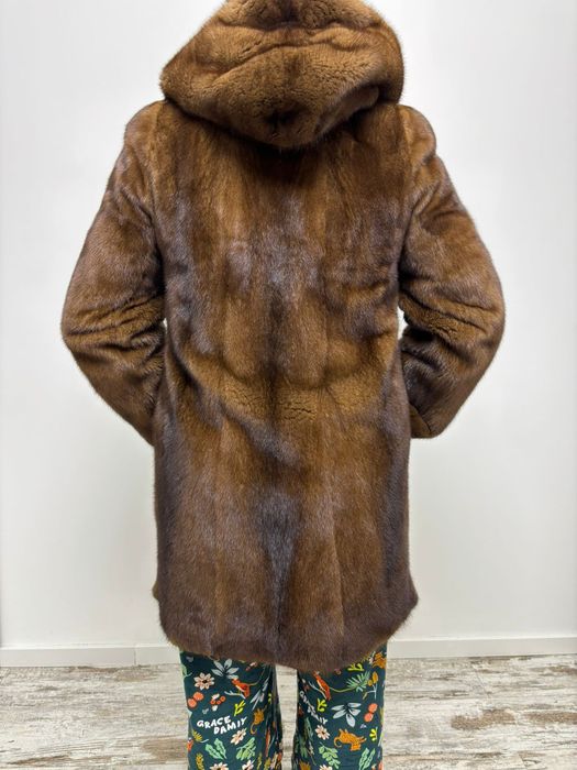 Шуба норковая с капюшоном