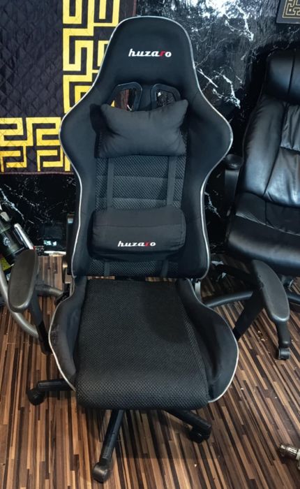 Gaming стол със usb