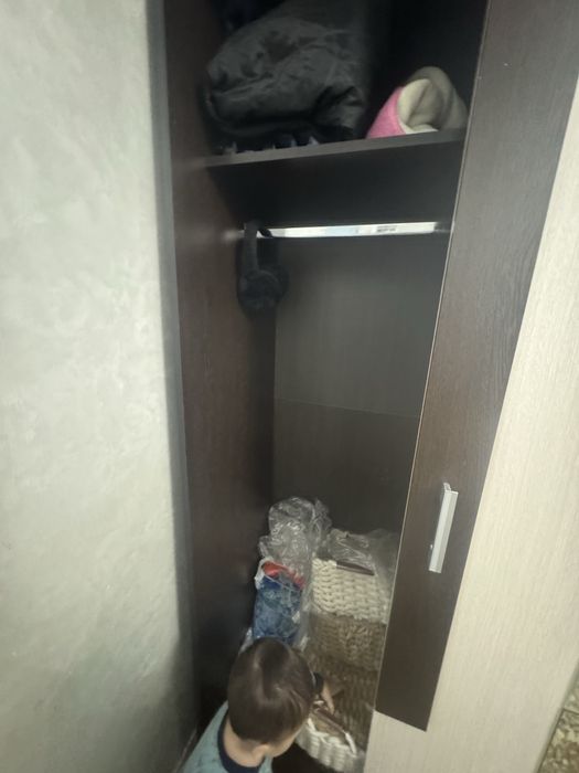Шкаф для одежды.