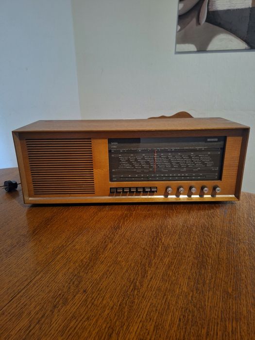 Radio Vintage Saba Lindau LI18