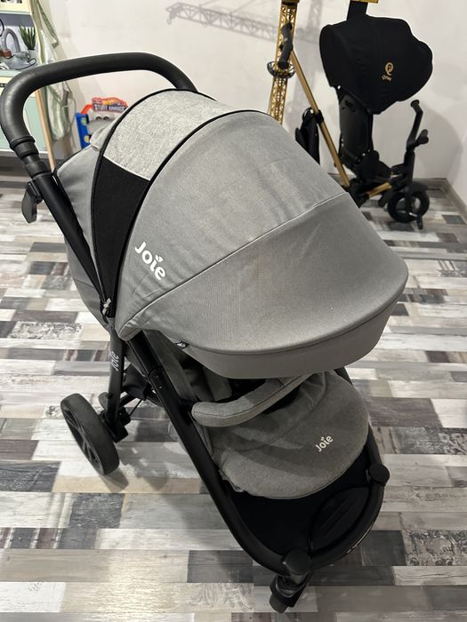 Carucior Joie si tricicleta Nova