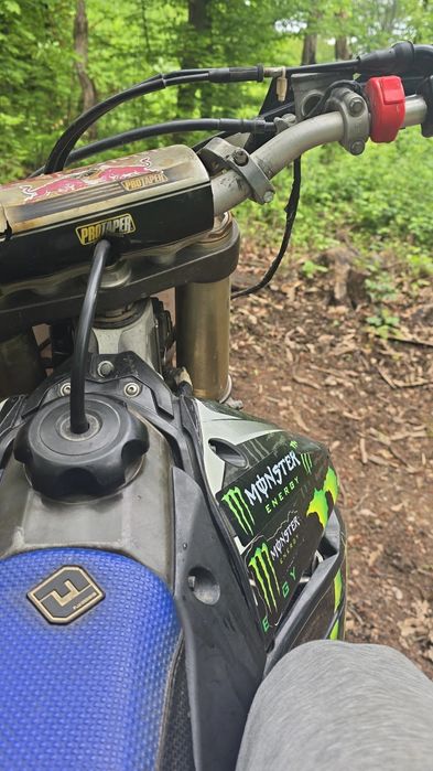 Vând Yamaha 450 2013