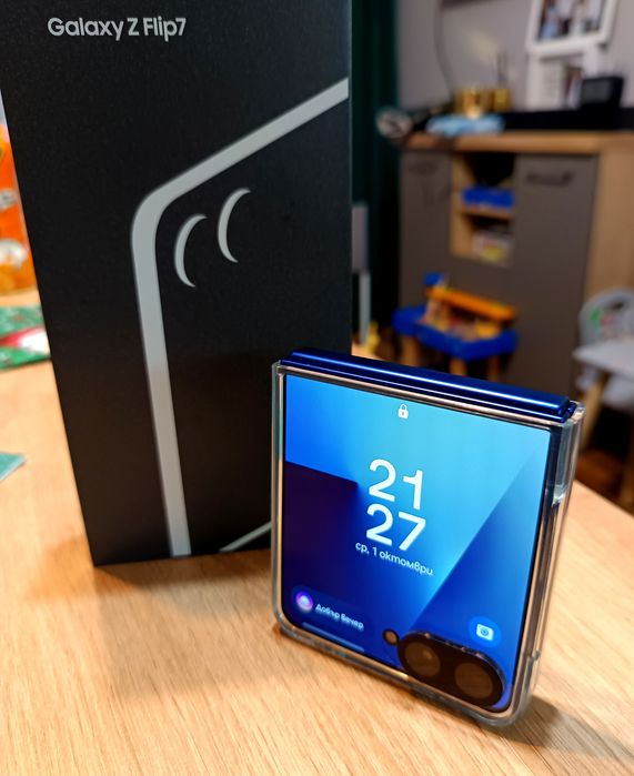 Samsung galaxy flip 7