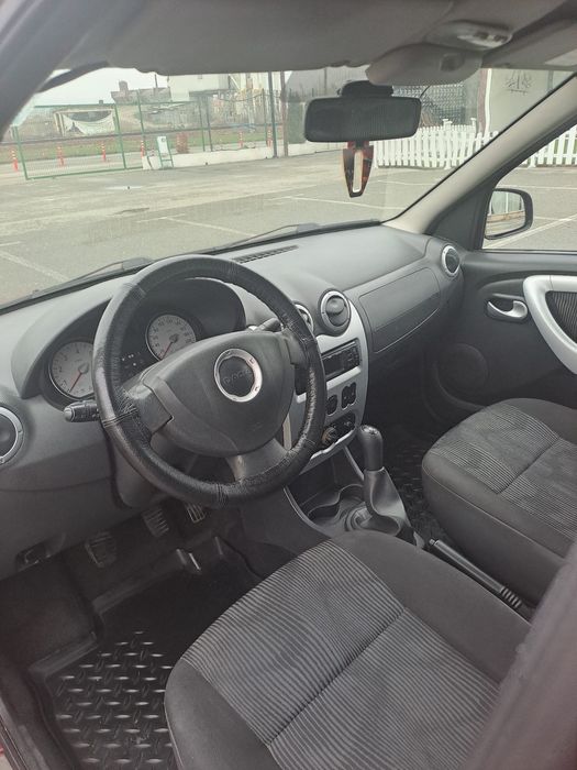 Dacia Logan Prestige 1,6 16V