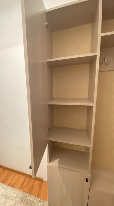 Продам прихожую в