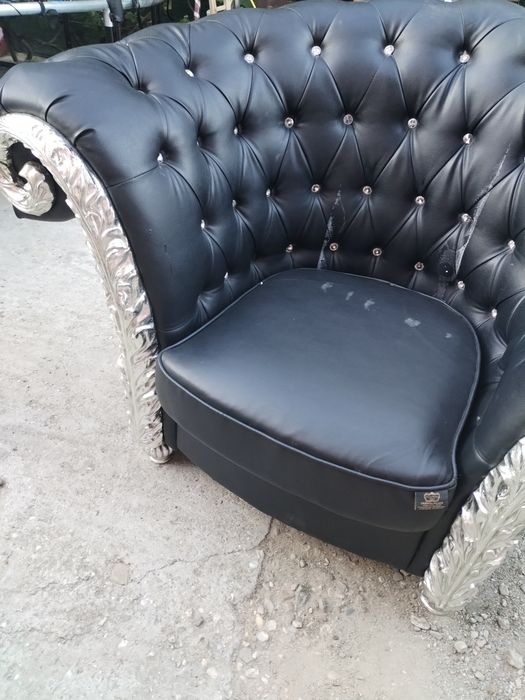 Vând fotoliu imitație din piele