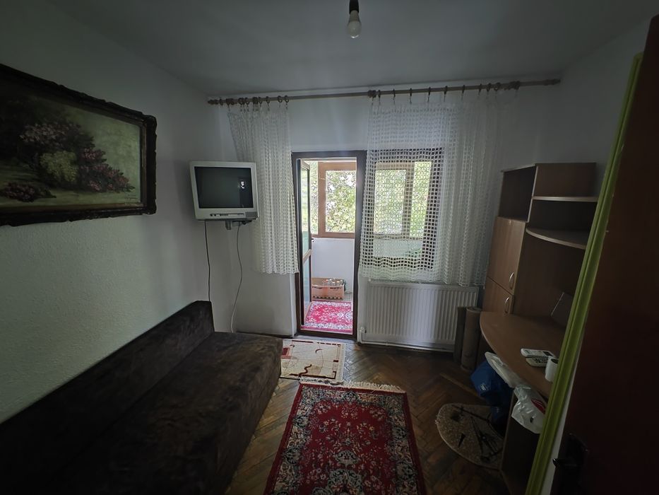 Apartament trei camere decomandat Inel 2 .Eliberarii