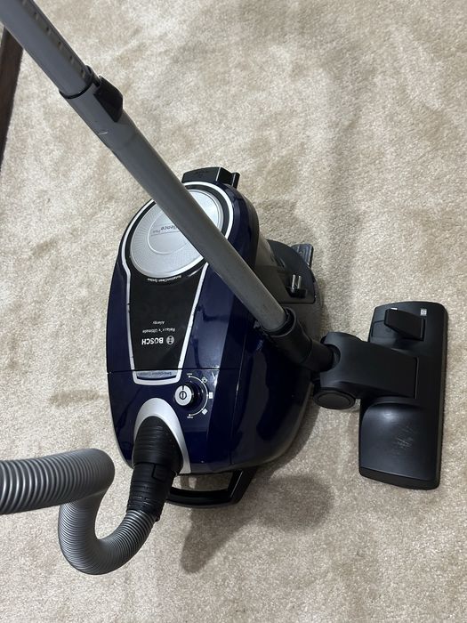 Пылесос Босч Bosch Тянет отлично