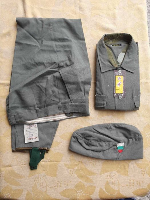 Войнишка униформа.