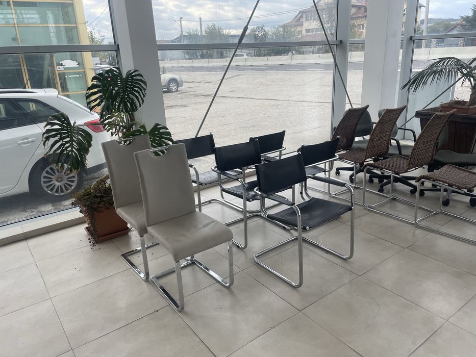 Vand scaune diverse modele