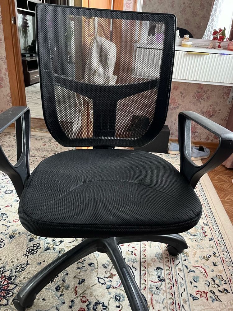 Продам кресло.